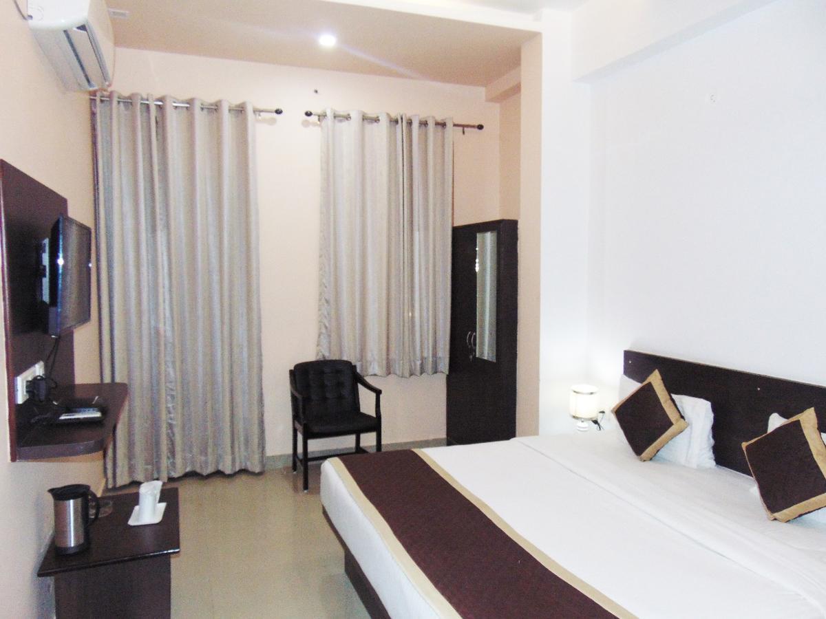 Makrana Raj Hotel Sikar Εξωτερικό φωτογραφία