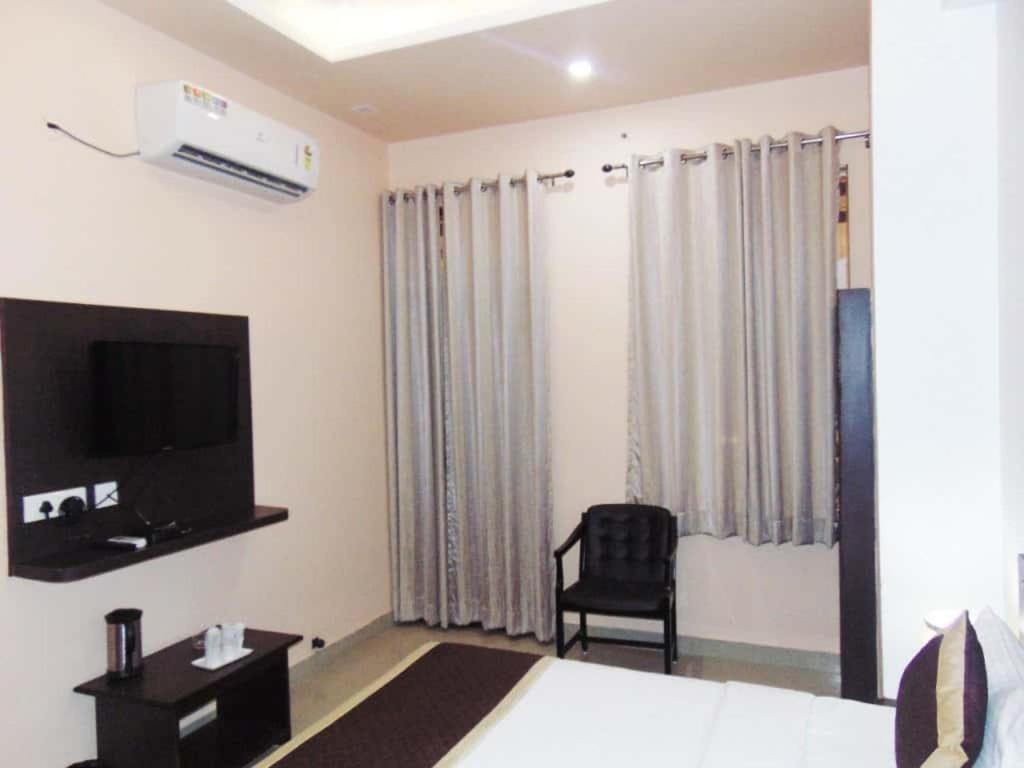 Makrana Raj Hotel Sikar Εξωτερικό φωτογραφία